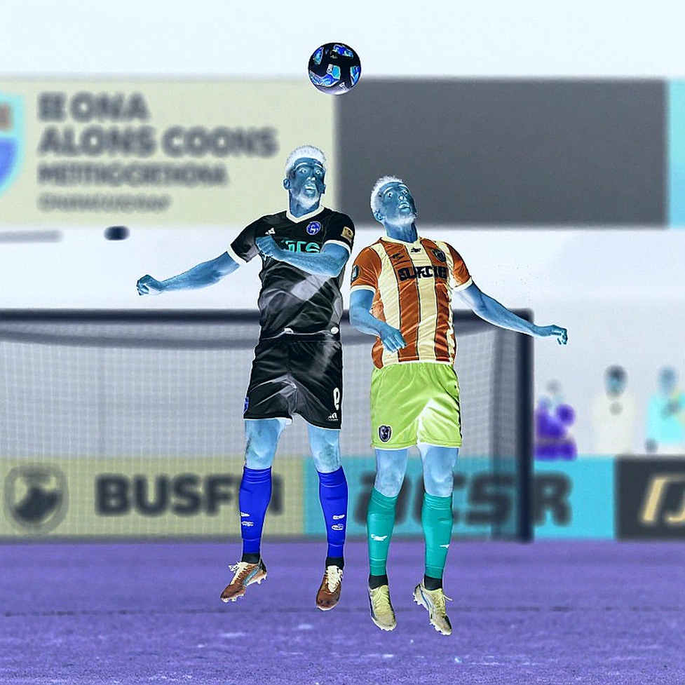 VAR ở V.League: Tiếng còi chậm và cuộc chiến giành lại lòng tin VAR ở V.League: Tiếng còi chậm và cuộc chiến giành lại lòng tin