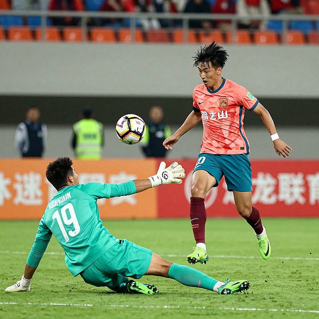 Việt Nam 0-3 Trung Quốc: khối phòng ngự compact, bàn thắng bị từ chối phút 85 và bài học cho Asian Games 2026