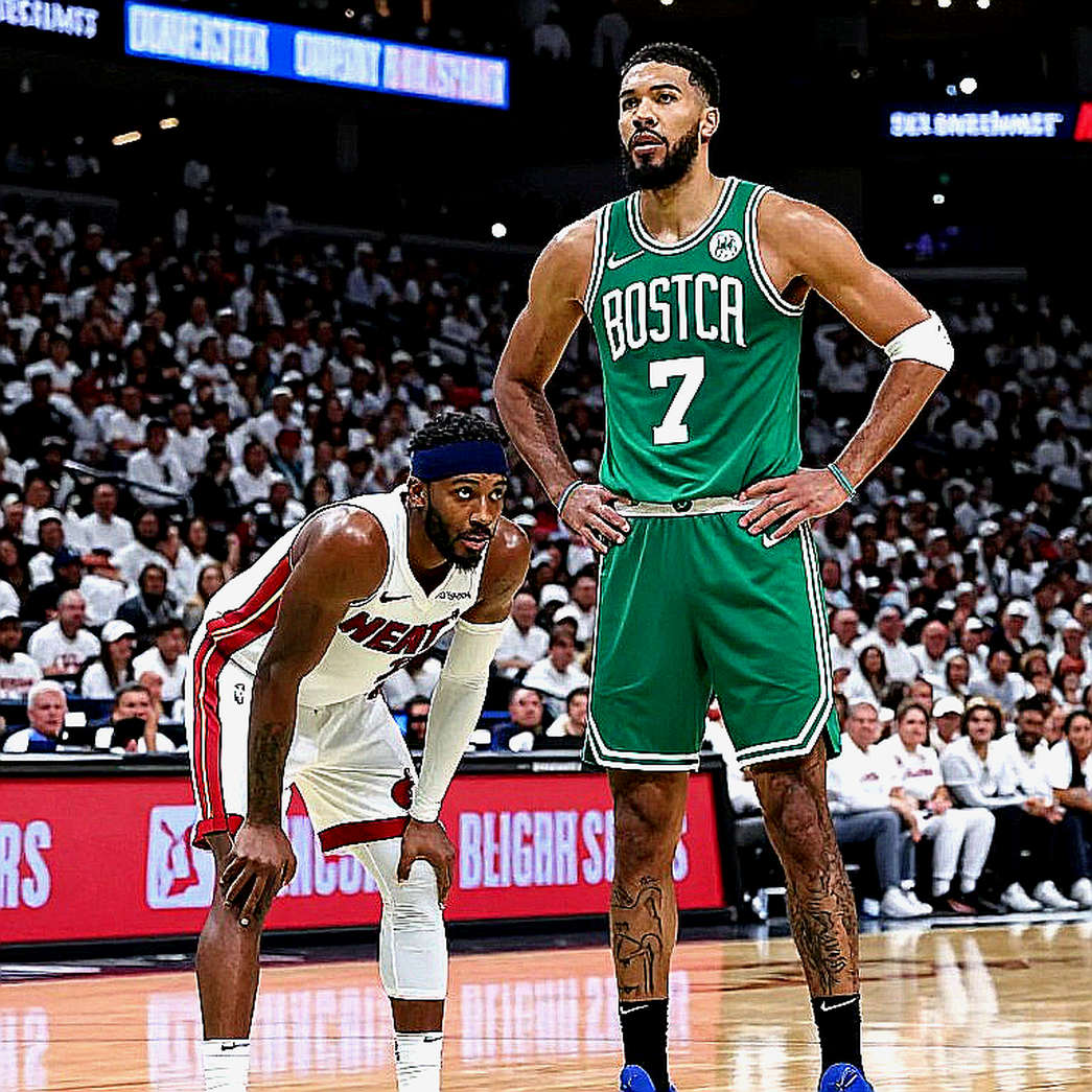 12 Gã Khổng Lồ Không Rời Đỉnh Cao: Thổ Nhĩ Kỳ Lại Đứng Số 1 Bảng Xếp Hạng FIBA