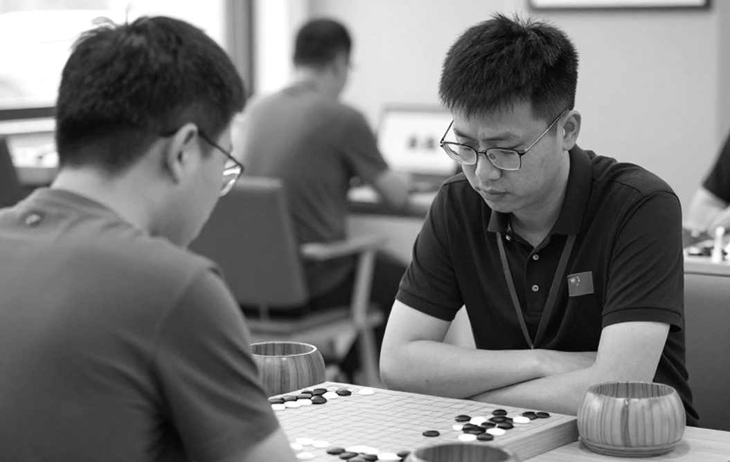 Elon Musk thách thức Chess.com: Cờ vua có bị AI 'giải' hay không? Phân tích chiến thuật đằng sau cuộc tranh cãi Elon Musk thách thức Chess.com: Cờ vua có bị AI 'giải' hay không? Phân tích chiến thuật đằng sau cuộc tranh cãi