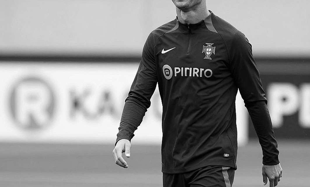 Galatasaray tính thanh lý bộ ba Gündogan - Ayhan - Singo: Khi ánh hào quang Premier League không còn đủ sáng ở Thổ Nhĩ Kỳ