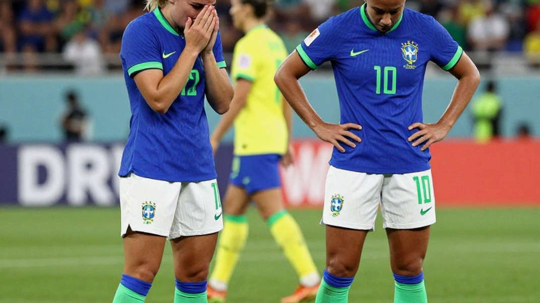 COVID relief funds buried in a private apartment: FIFA hands lifetime bans to former Maldives and Montserrat federation presidents COVID relief funds buried in a private apartment: FIFA hands lifetime bans to former Maldives and Montserrat federation presidents