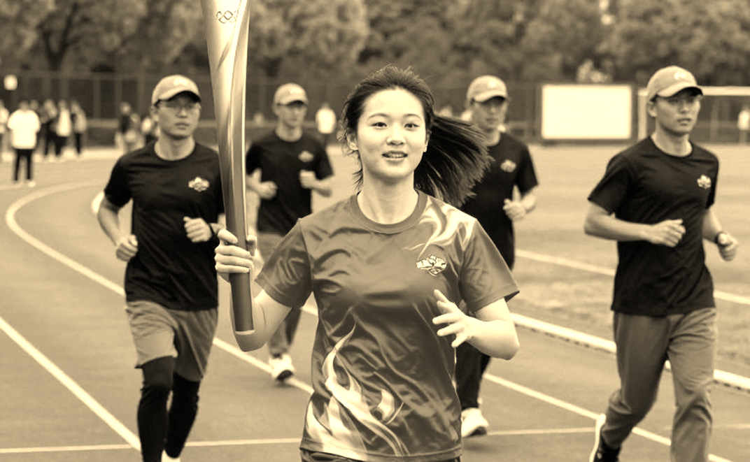 HLV Polking và Đoàn Văn Hậu tuyên bố CAHN sẽ đánh bại Lion City Sailors ở trận ra quân Cúp CLB Đông Nam Á 2026/27