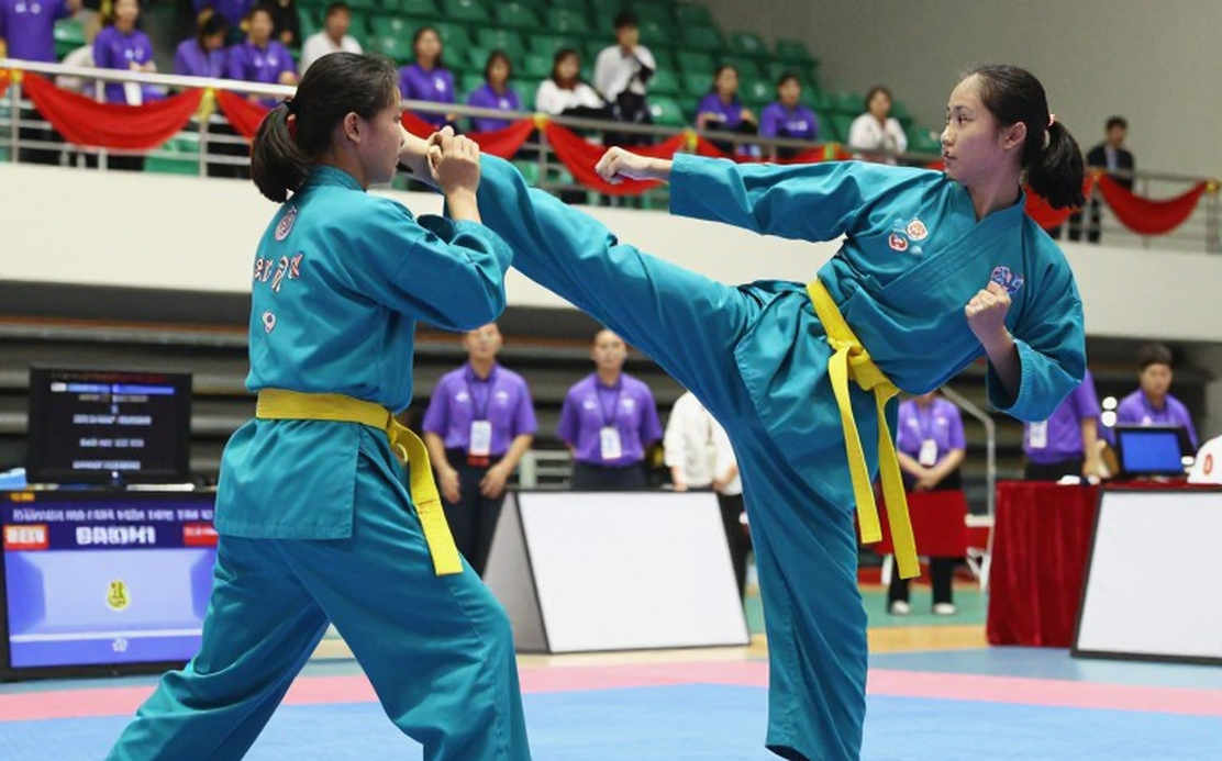 VSpot gây sốc tại chung kết võ cổ truyền: Nhà vô địch thua vì ba lần chạm đất, không phải vì trọng tài VSpot gây sốc tại chung kết võ cổ truyền: Nhà vô địch thua vì ba lần chạm đất, không phải vì trọng tài