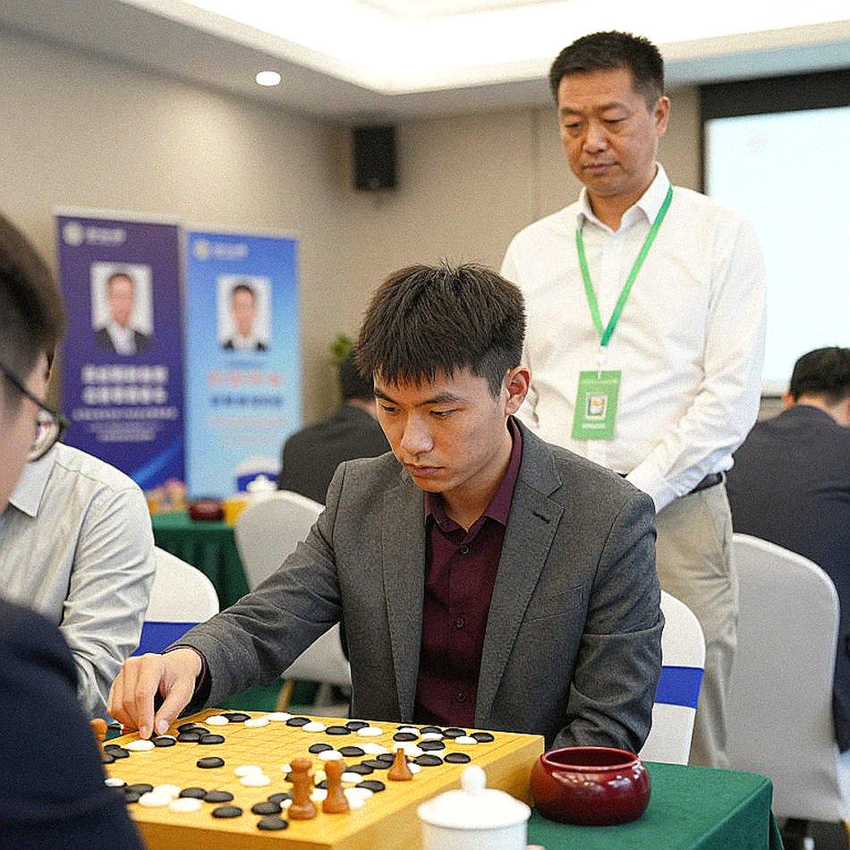 Magnus Carlsen: AI đã san phẳng lợi thế chuẩn bị, và vì sao ông chọn thắng nhanh hơn